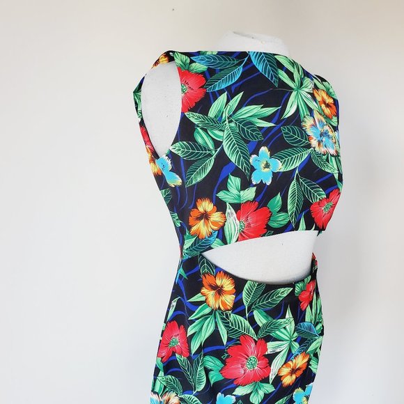 NWOT REVOLVE GIRLS ON FILM Tropical Dress - Picture 2 of 10